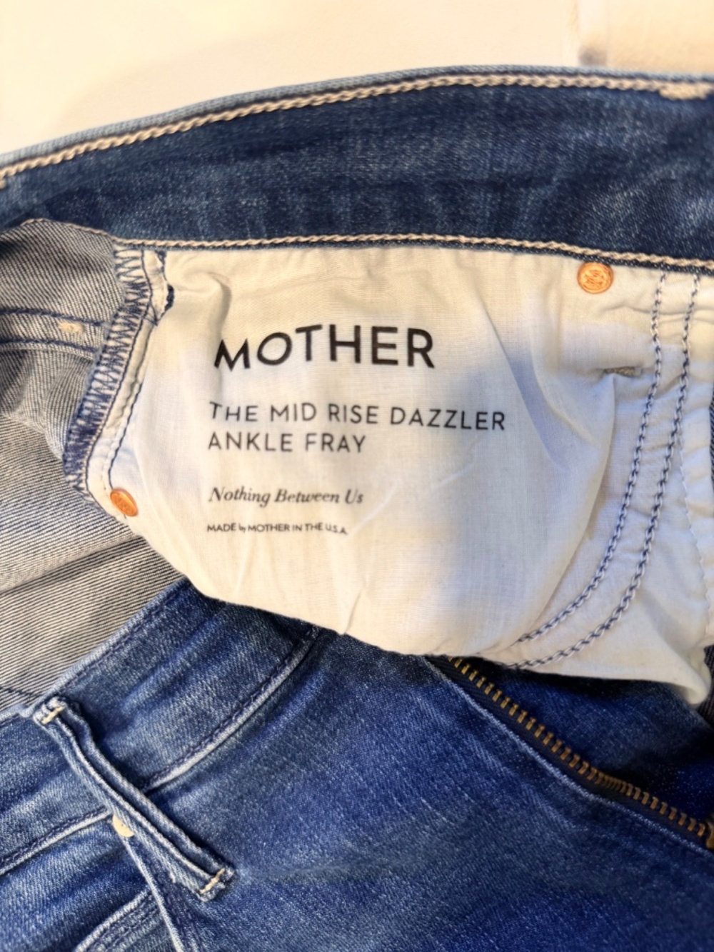 MOTHER Denim - Mid Rise Dazzler Ankle Fray - Size 29 - Picture 6 of 6